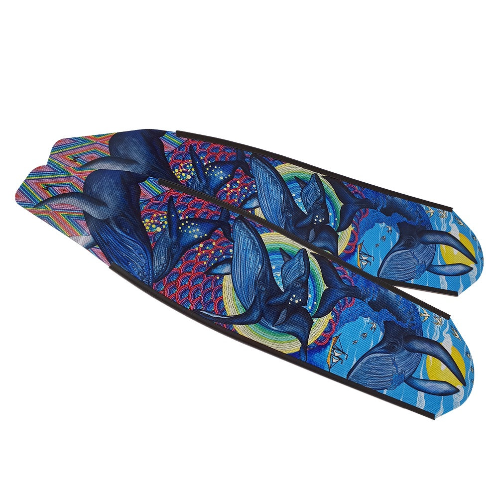 Diver Whales Blades